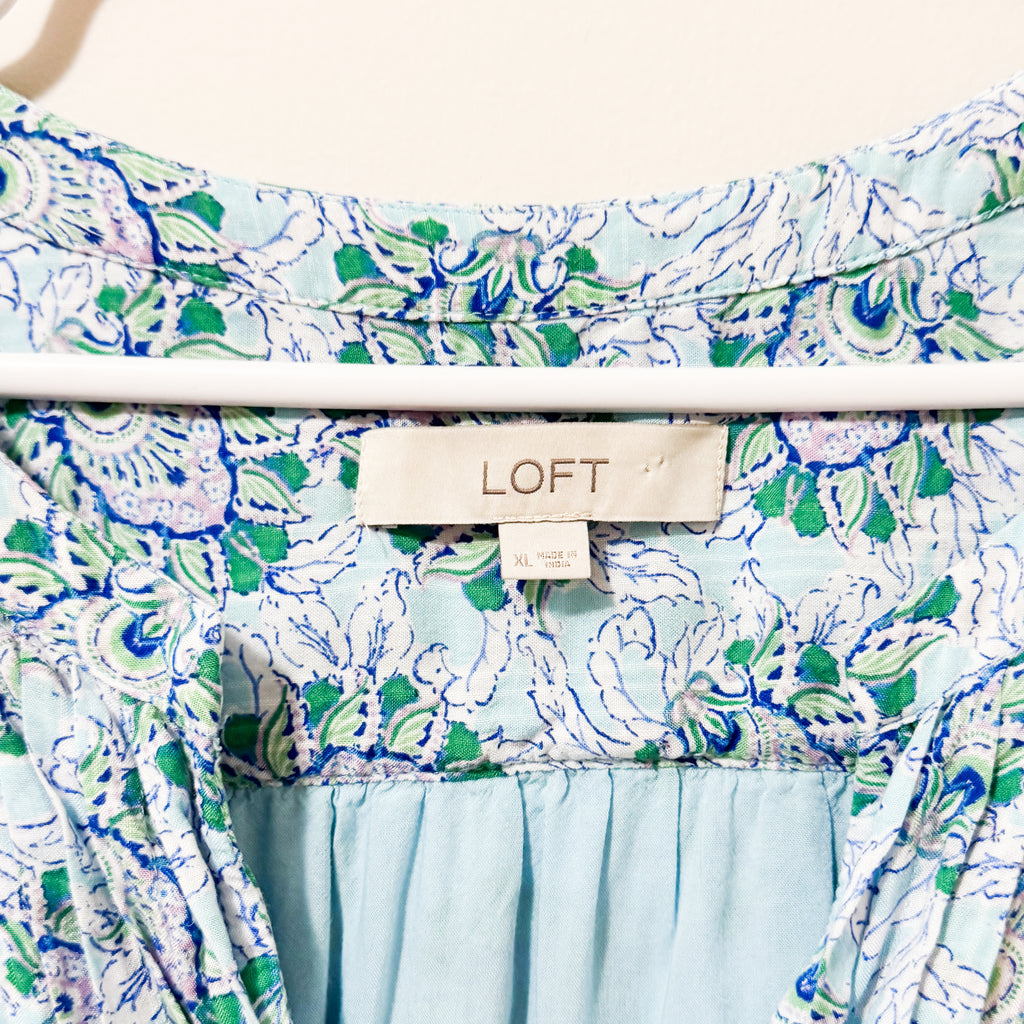 Women’s Blue & Green Paisley Tank Size XL