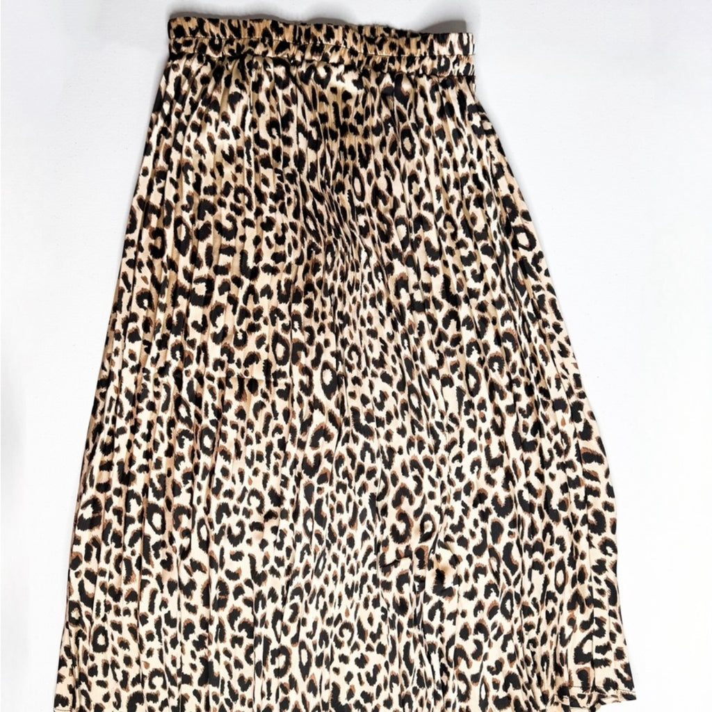 Women’s Pleated Animal Print Skirt Size Medium