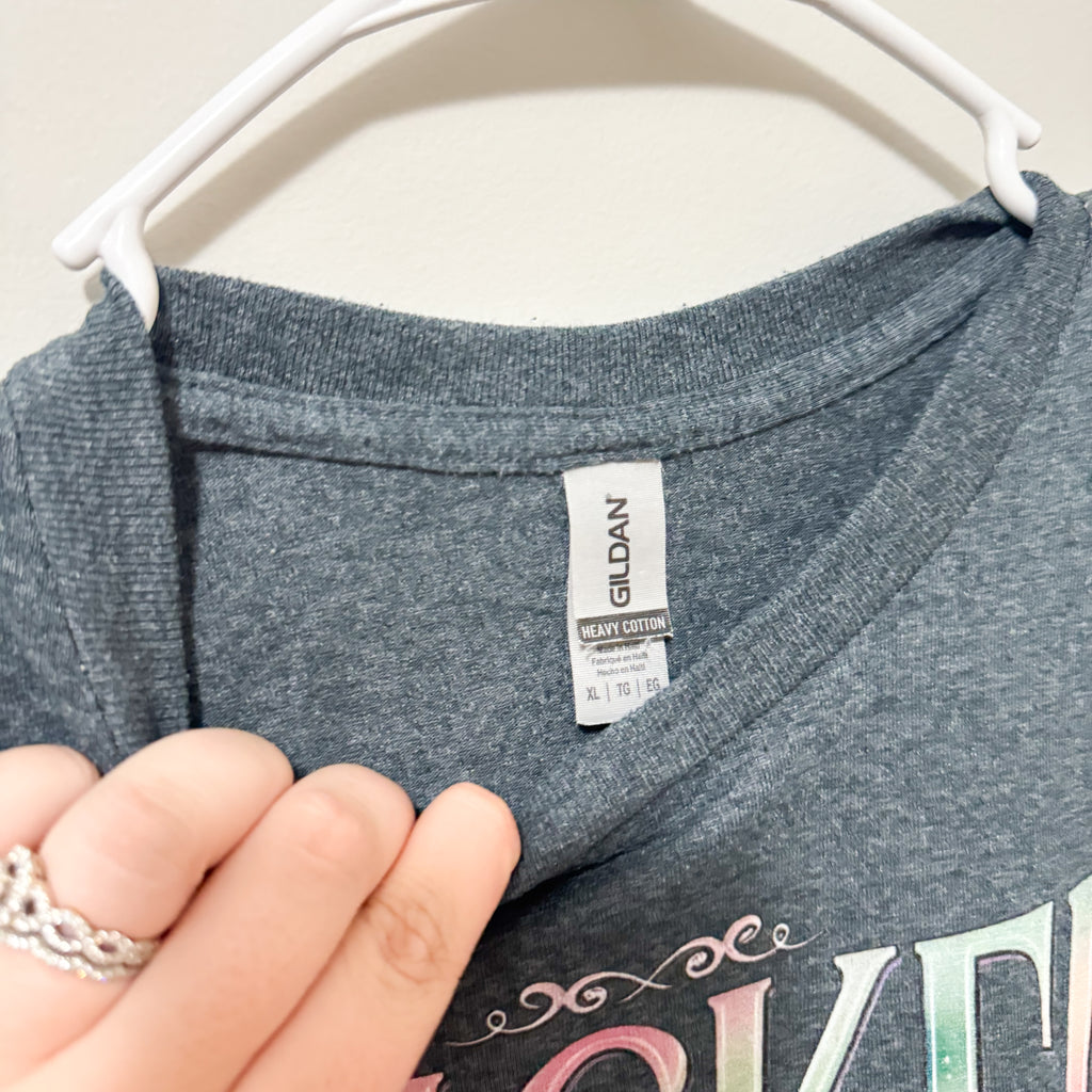 Women’s Wicked Graphic Tee Size XL