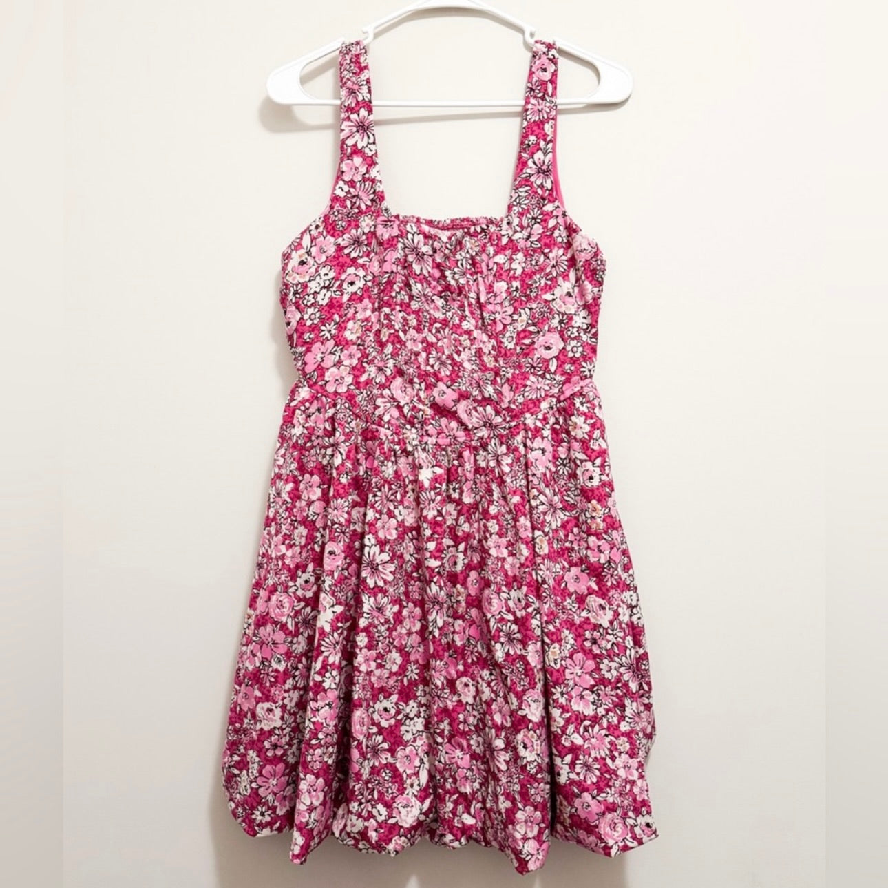 Women’s Pink Floral Mini Dress Size Large
