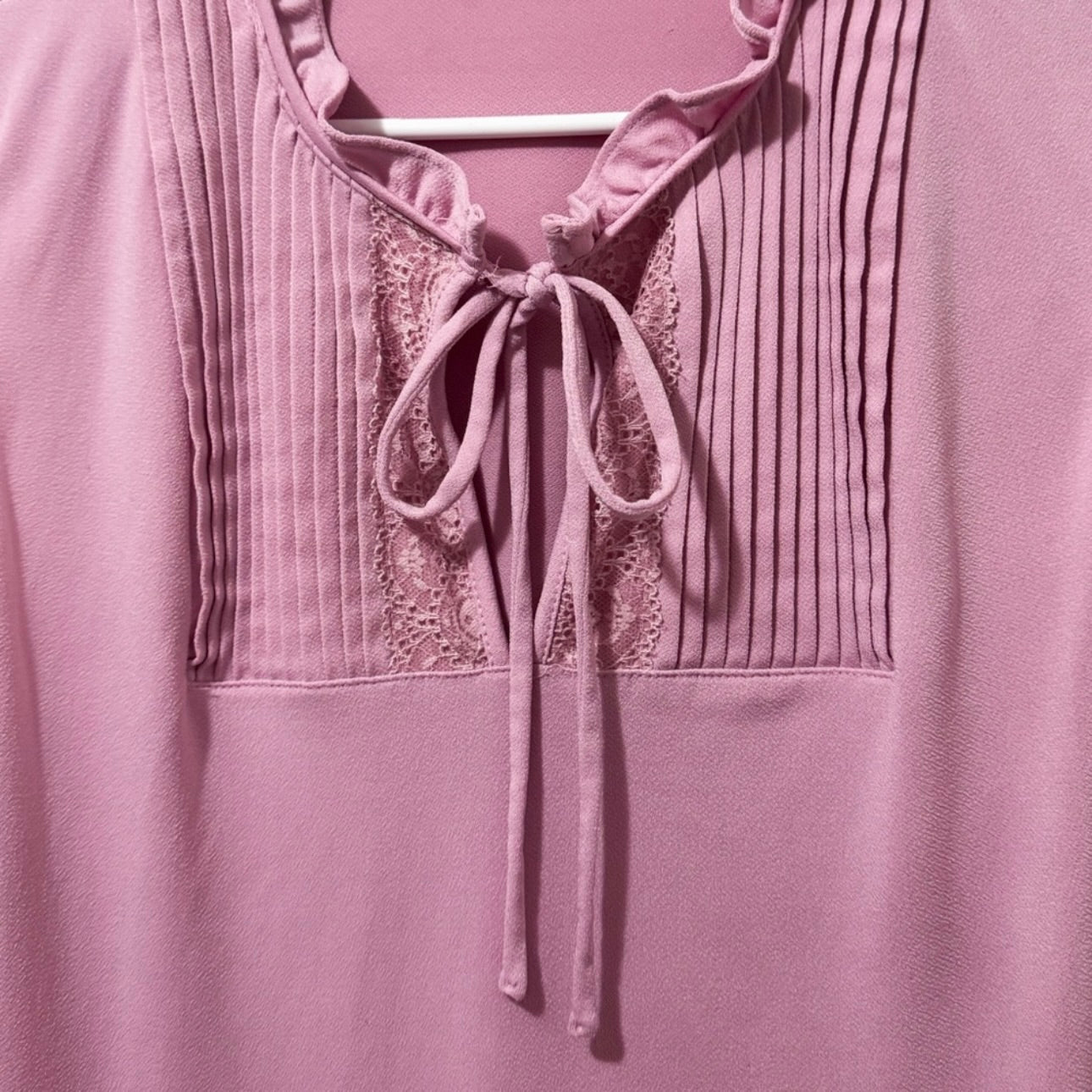 Women’s Elegant Pink Blouse Size Large