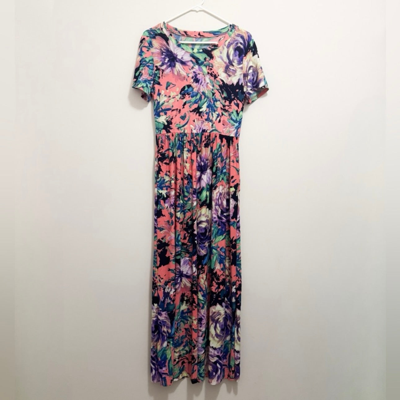 Women’s Multicolor Floral Maxi Dress Size Medium