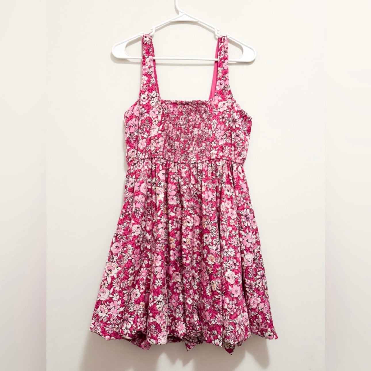 Women’s Pink Floral Mini Dress Size Large