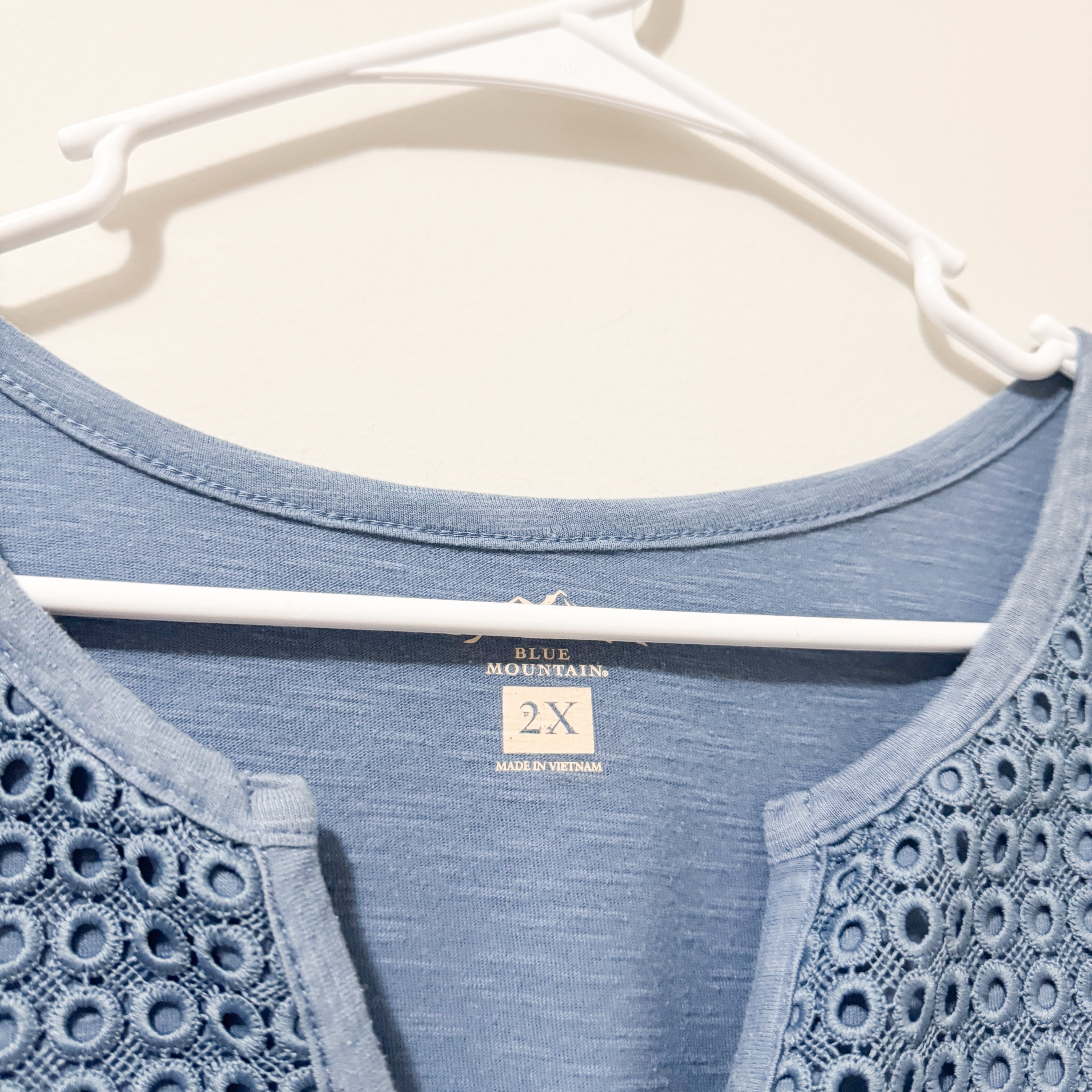 Women’s Light Blue Tank Size 2X