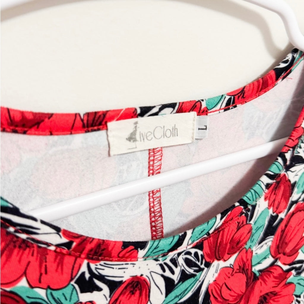 Women’s Floral Red & Green Dress Size Large