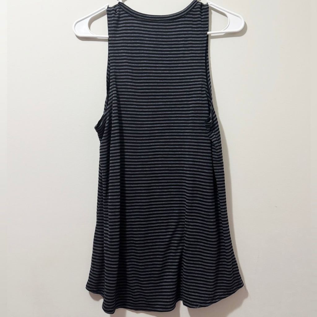 Women’s NFL Carolina Panthers Tank Size Large