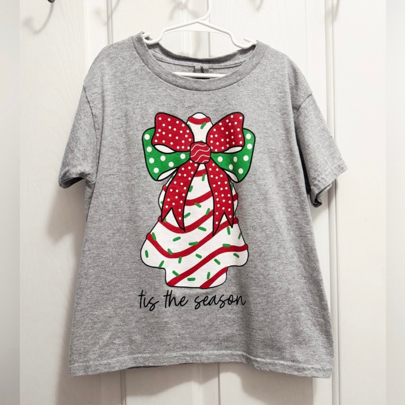 Kids Christmas Tree Cake Graphic Tee Size XS