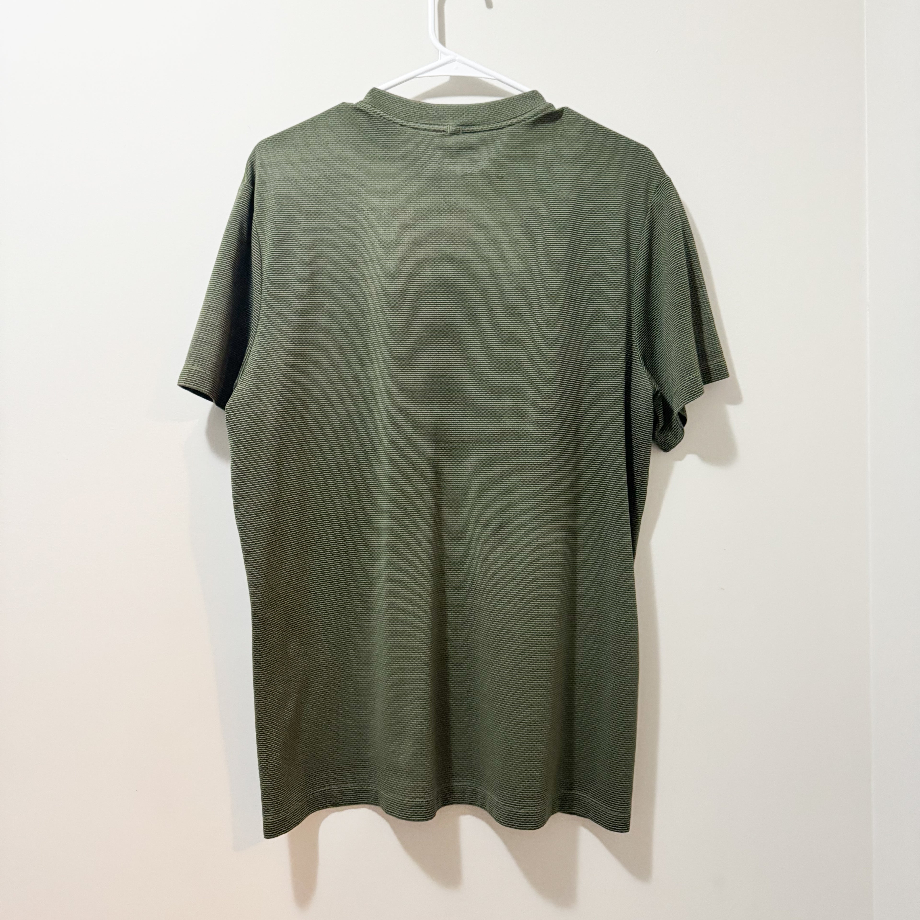 Men’s Nike Golf Green Tee Size Large