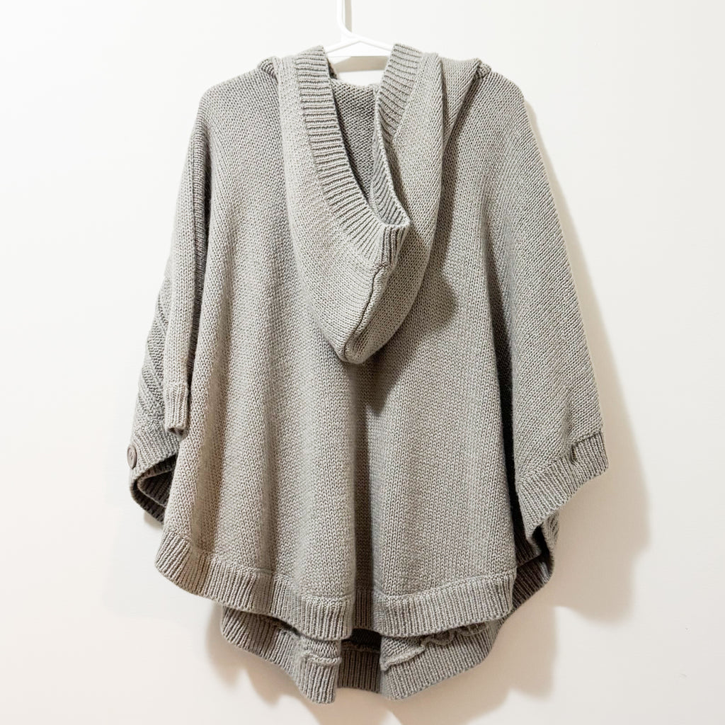 Kids Grey Sweater Knit Poncho Size Small