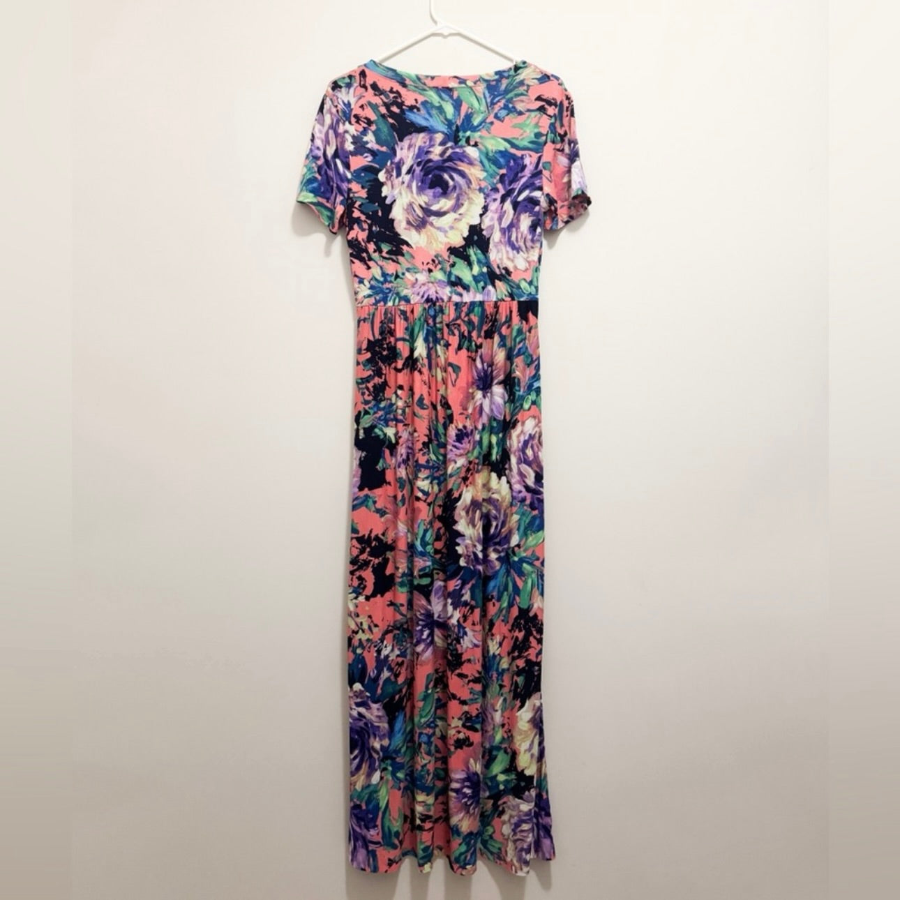 Women’s Multicolor Floral Maxi Dress Size Medium