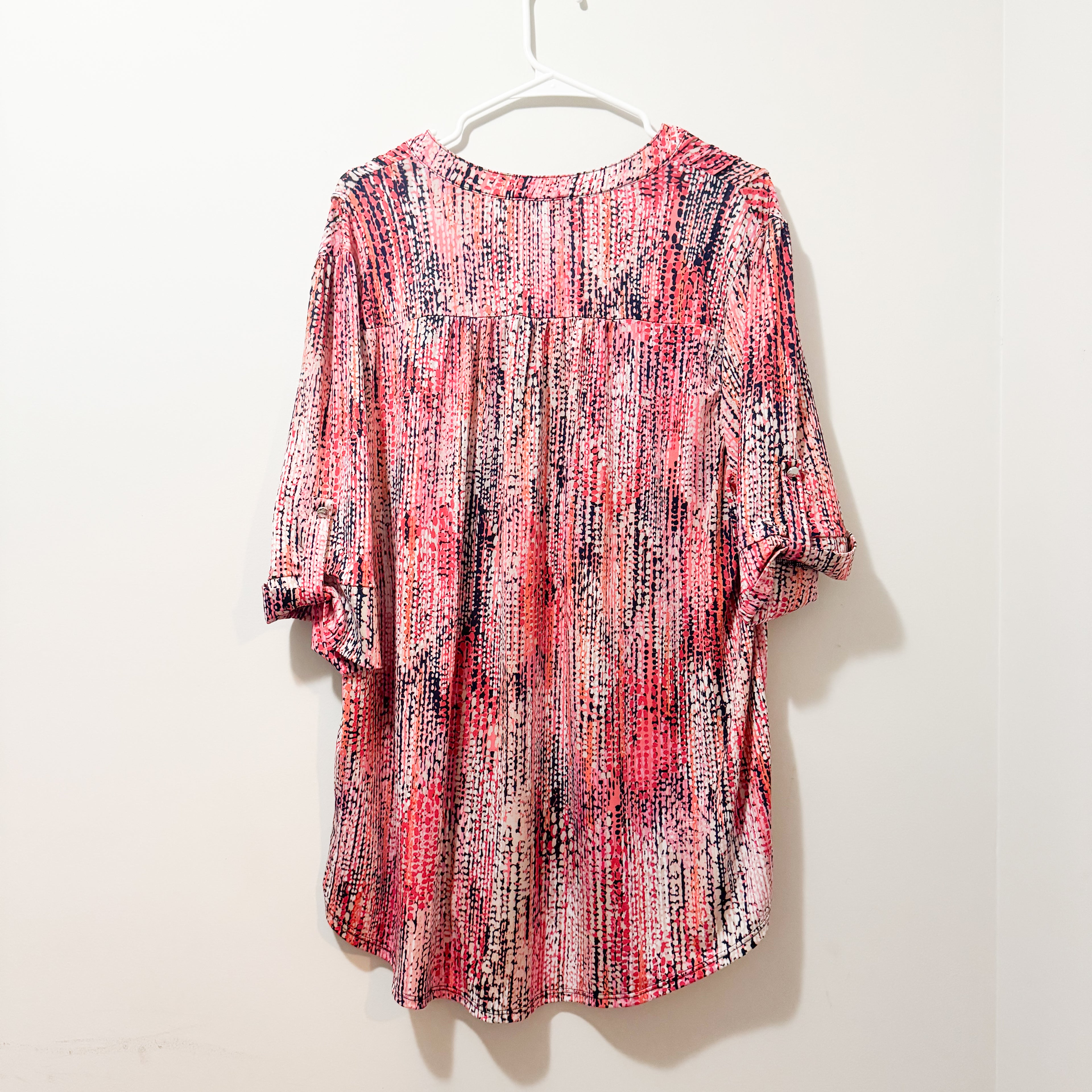 Women’s Hot Pink & Black Patterned Blouse Size 2X