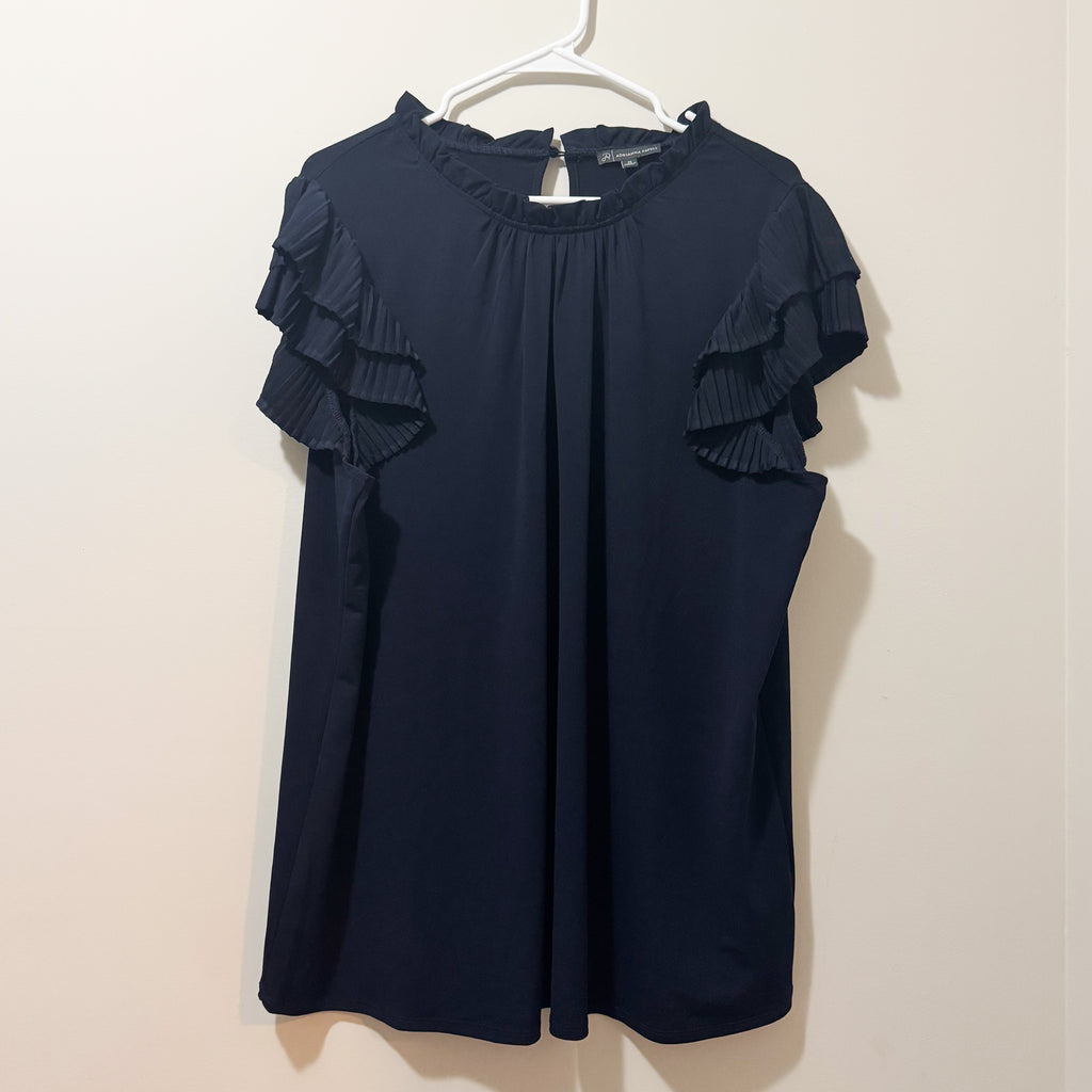 Women’s Navy Ruffle Blouse Size 2X